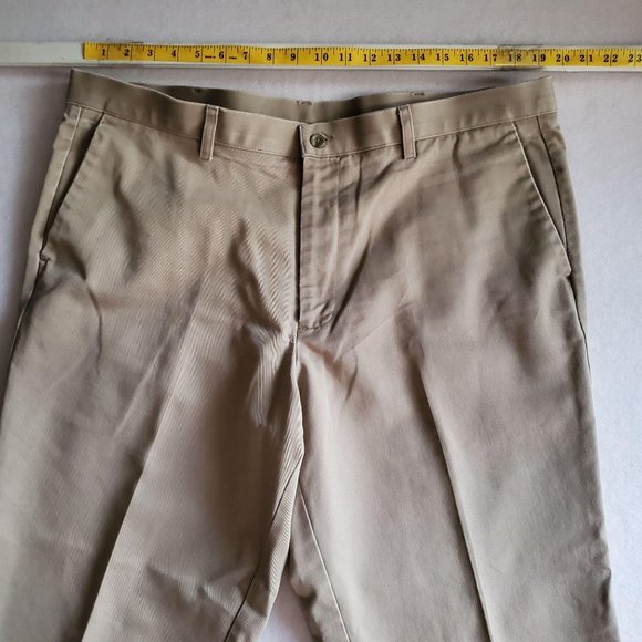 Docker Khaki pants size 42x32 beige color - Picture 6 of 7